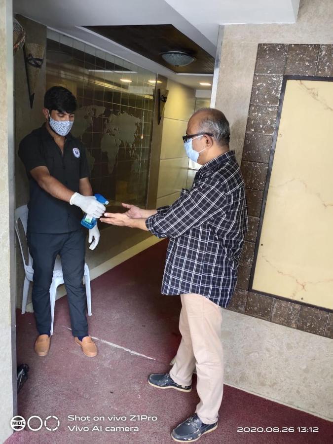 Hotel Regal Palace Mumbai Bagian luar foto